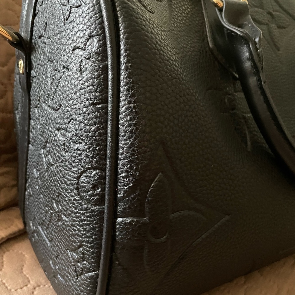 Black Purse